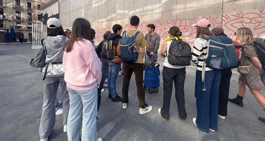 educational school trip to Barcelona with students