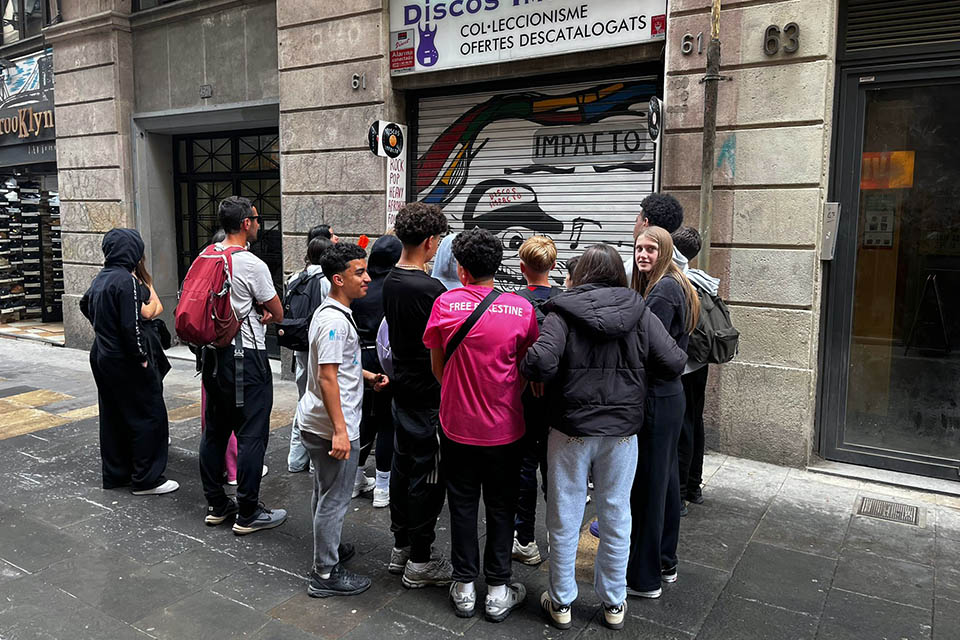 Mathematics and Spanish in the exercises