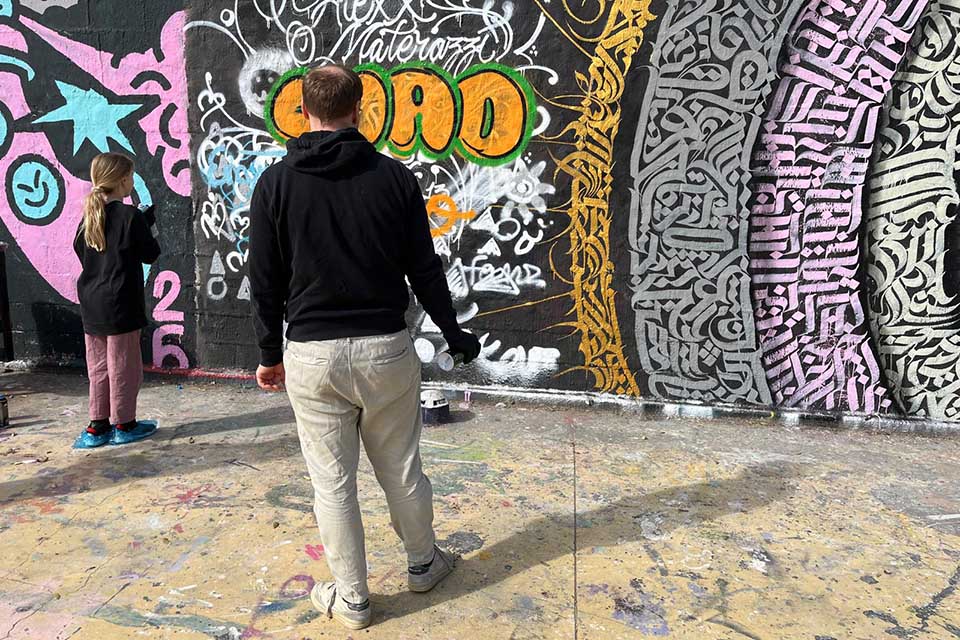 Barcelona art tours for families with kids