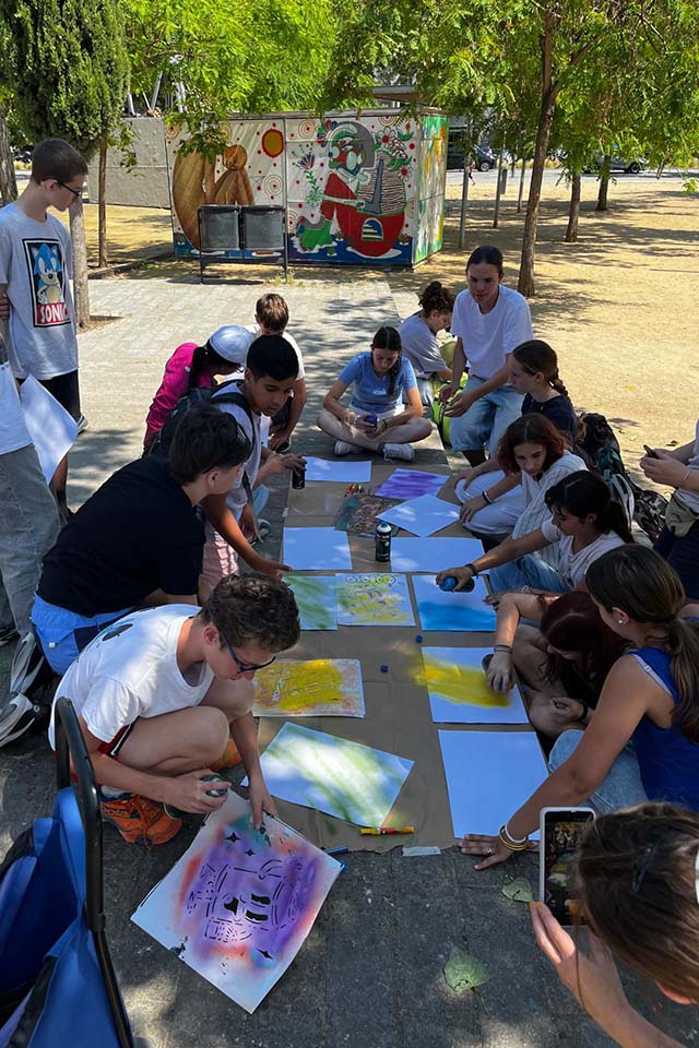 Students at the art school trip in Barcelona