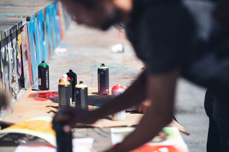 engaging activities on the art school trip to barcelona